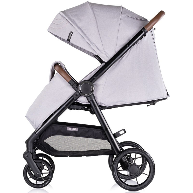 Carucior sport Chipolino Ultera cu husa picioare cloud